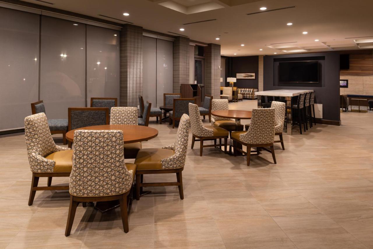 Courtyard By Marriott Charlotte Northlake Exterior photo